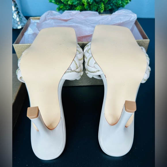 Vivianly Women's Sandals in Cream with Braided Design - Picture 10 of 14